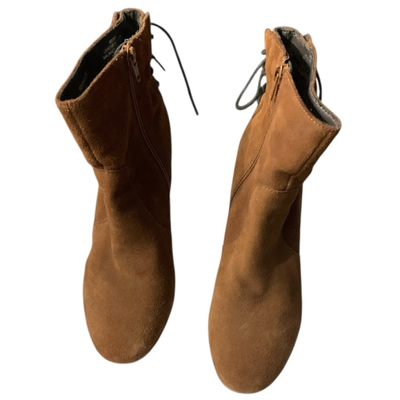 Steve Madden Shoes - Steve Madden Rochelle Boots Size 8 Brown Suede Ankle Booties Lace Up Zip Heel